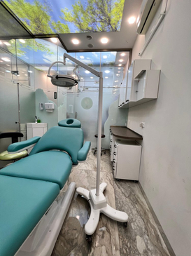 Slider image (7) United Hair Clinic